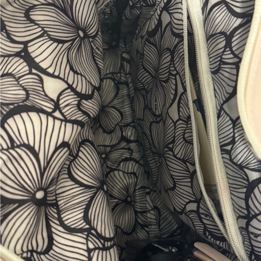 Petunia Pickle Bottom Diaper Bag - Picture 4 of 5